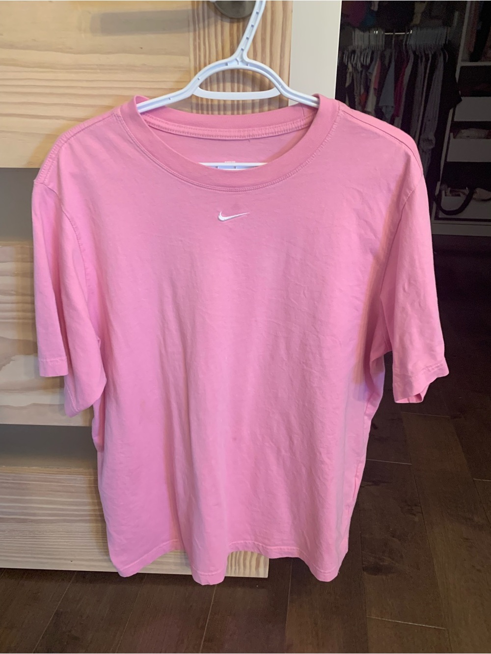 Nike Women’s Pink Swoosh Crew Neck T-Shirt - large